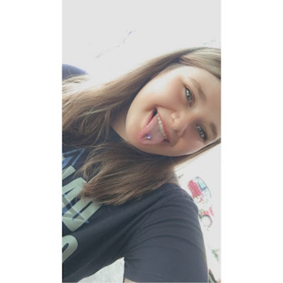 Meet your Posher, Kelsi - Picture 1 of 1